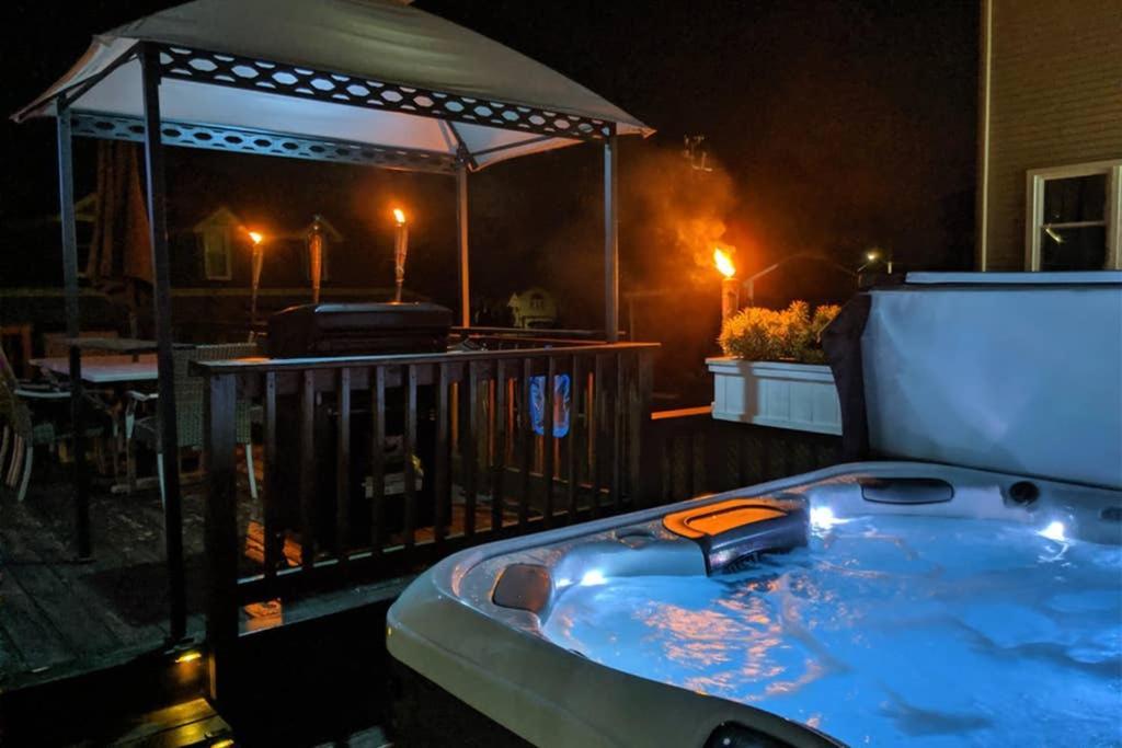 Chain O Lakes Nautical 4Bed 3Bath Waterfront With Bonus Room, Large Deck And Hot Tub Fox Lake Bagian luar foto
