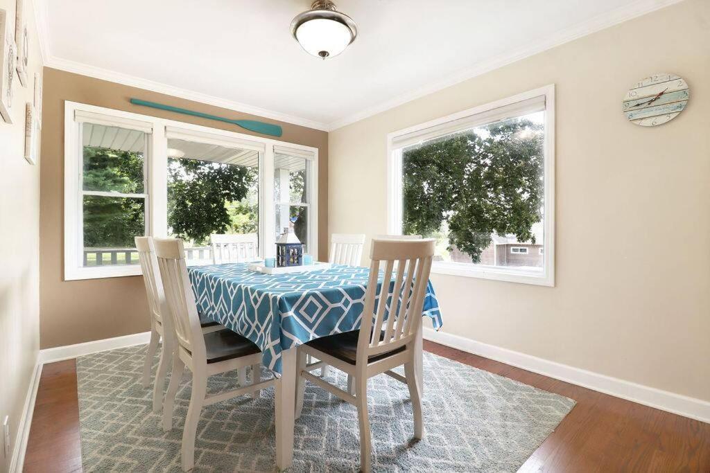 Chain O Lakes Nautical 4Bed 3Bath Waterfront With Bonus Room, Large Deck And Hot Tub Fox Lake Bagian luar foto